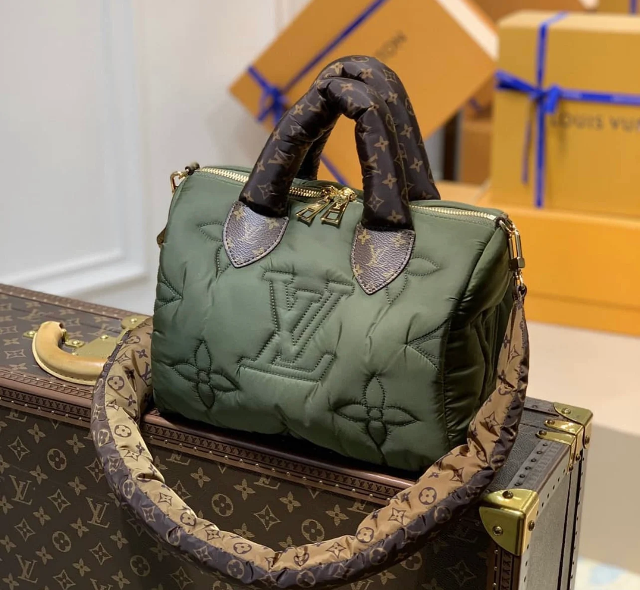 Lv puffy bag